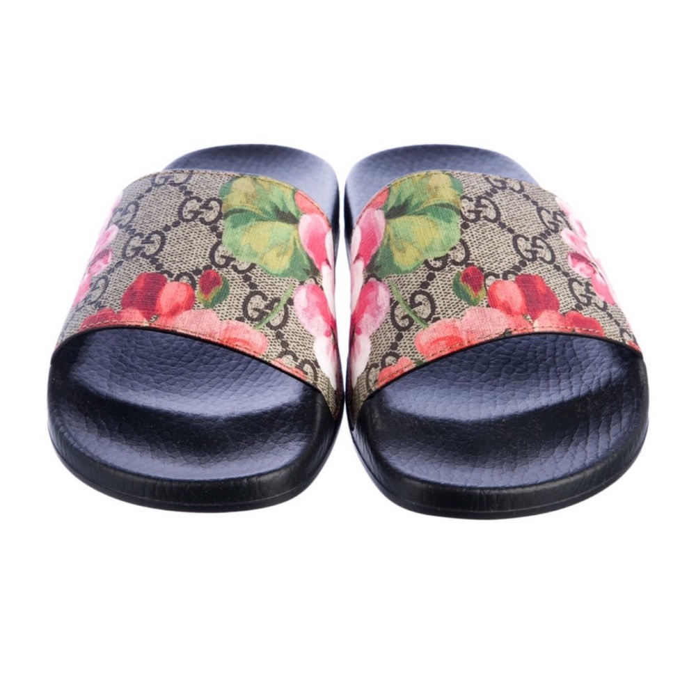 Gucci Printed Sandals - Picture 2 of 4